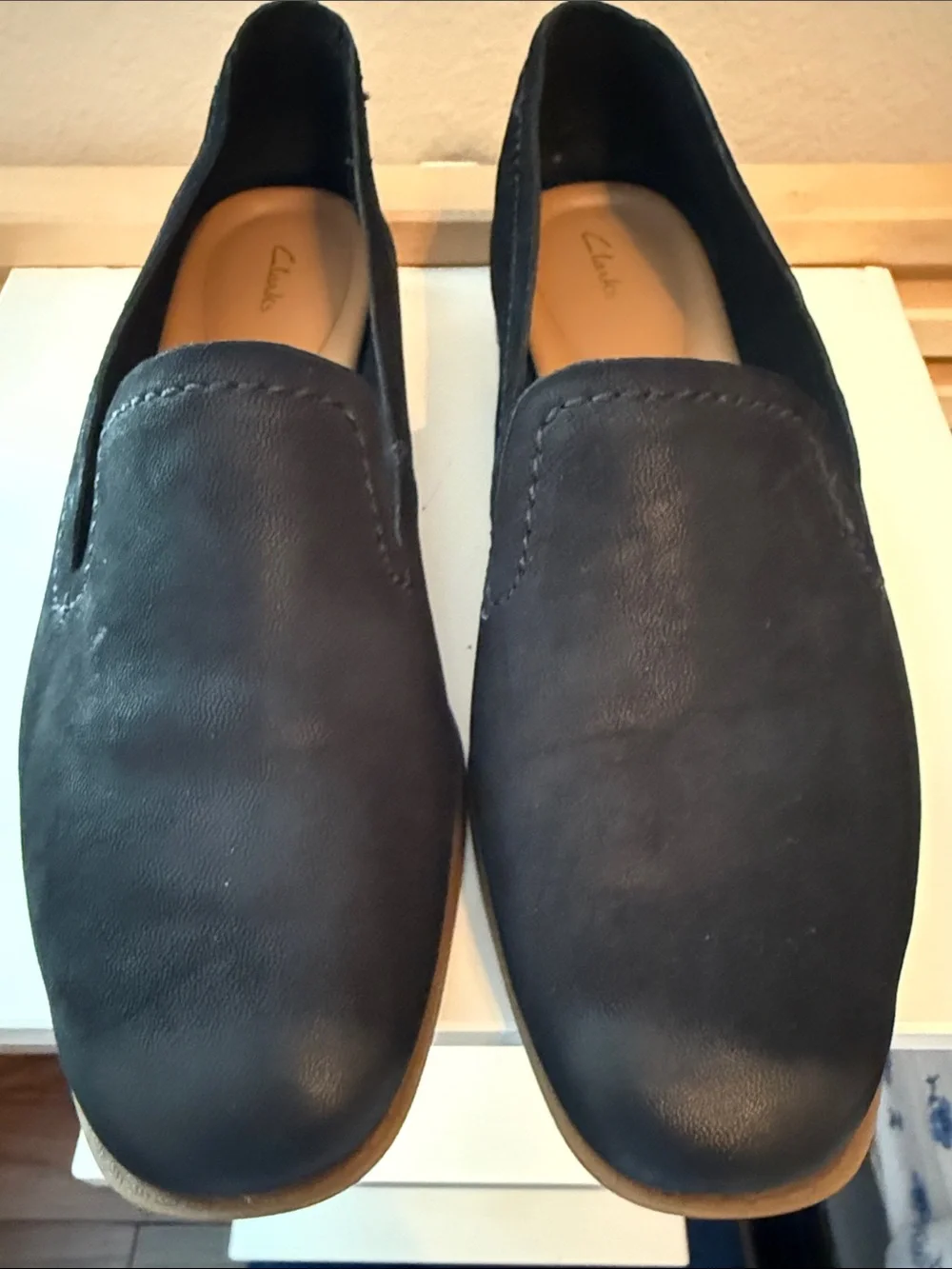 Clarks Black Slip-On Loafers 9 Wide Suede Leather